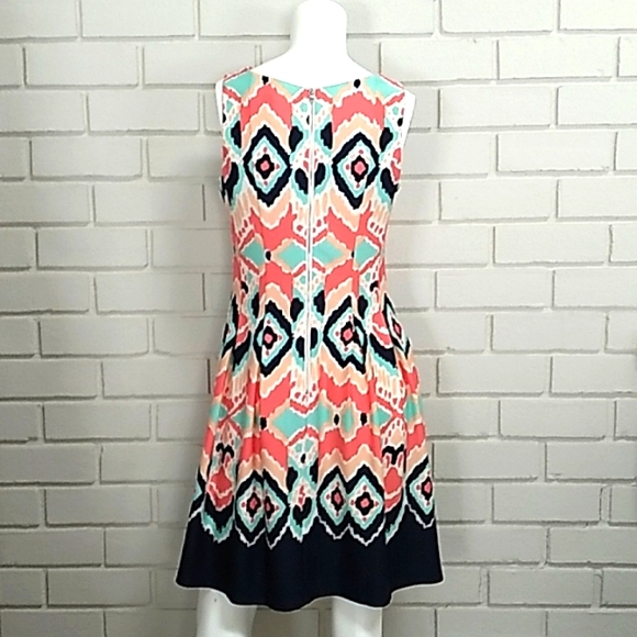 Gabby Skye Multicolor Abstract Pleated Fit & Flare Dress Size 8 - Picture 5 of 12